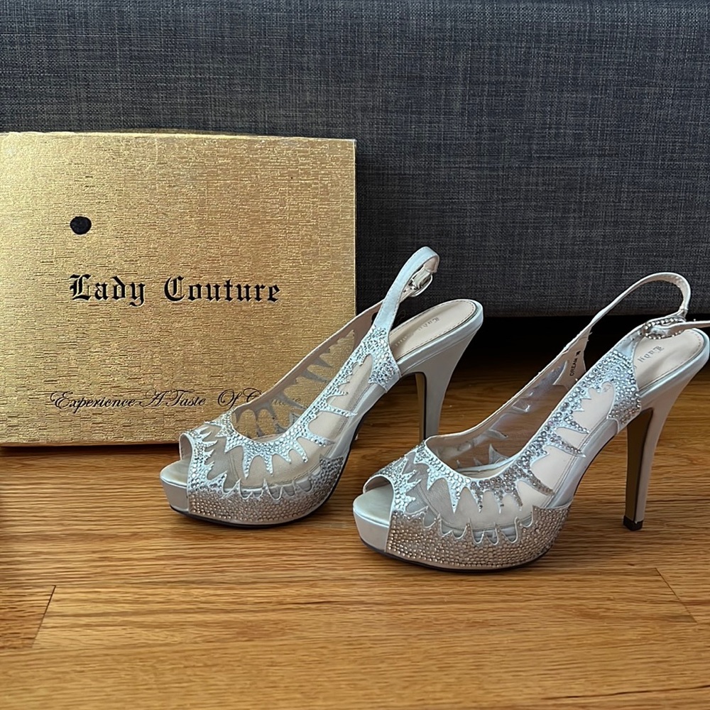 Lady couture silver heels